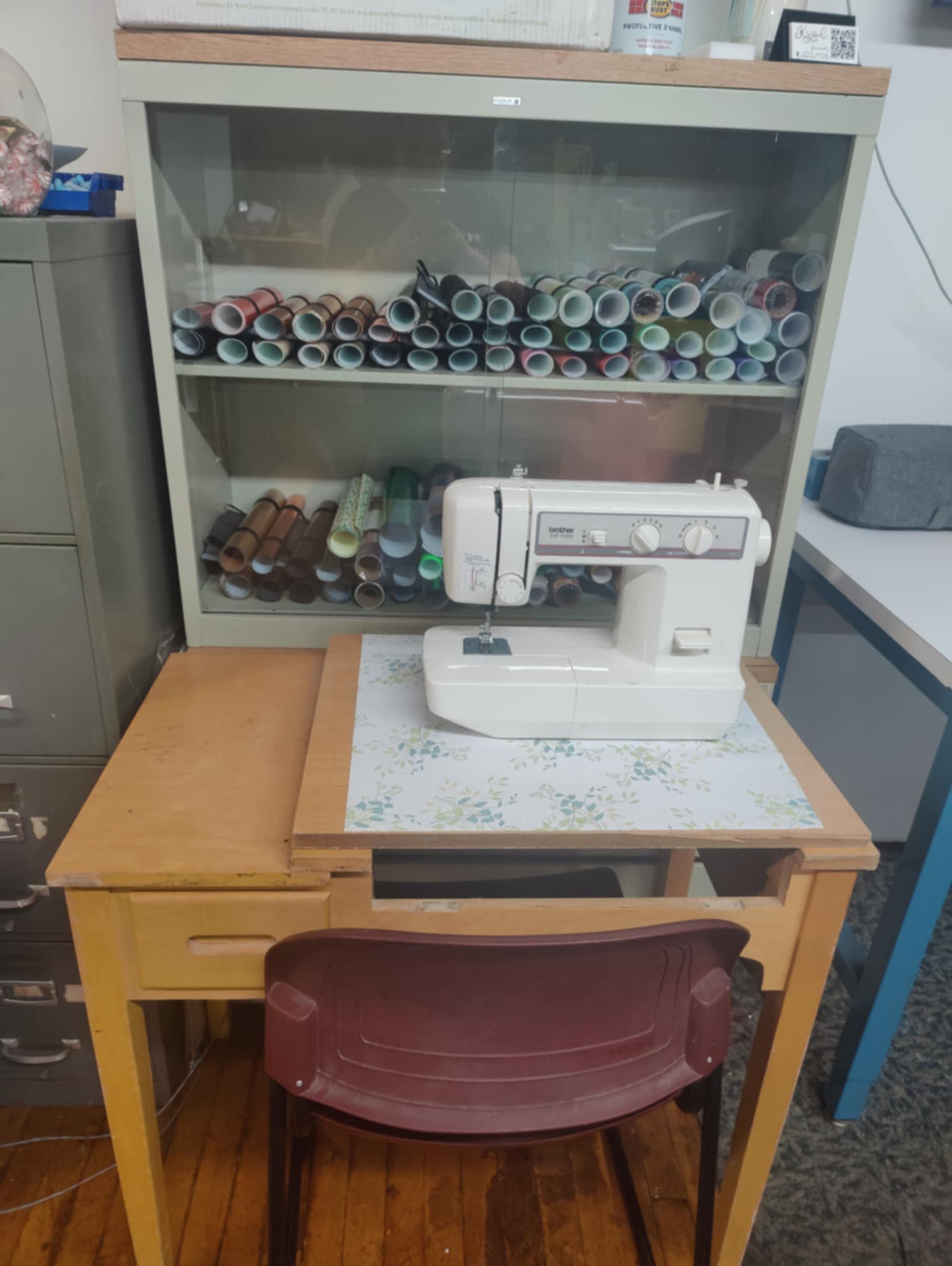 The new and improved Cricut and Sewing area.